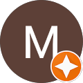 Logo mit Buchstabe M und Sternsymbol
